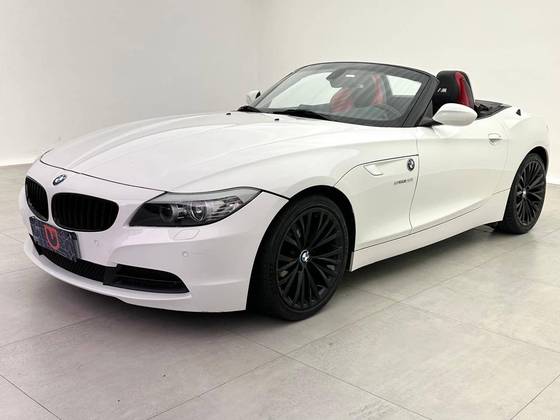 BMW Z4 2.0 16V TURBO GASOLINA SDRIVE20I AUTOMÁTICO BMW Z4 2.0 16V TURBO GASOLINA SDRIVE20I AUTOMÁTICO